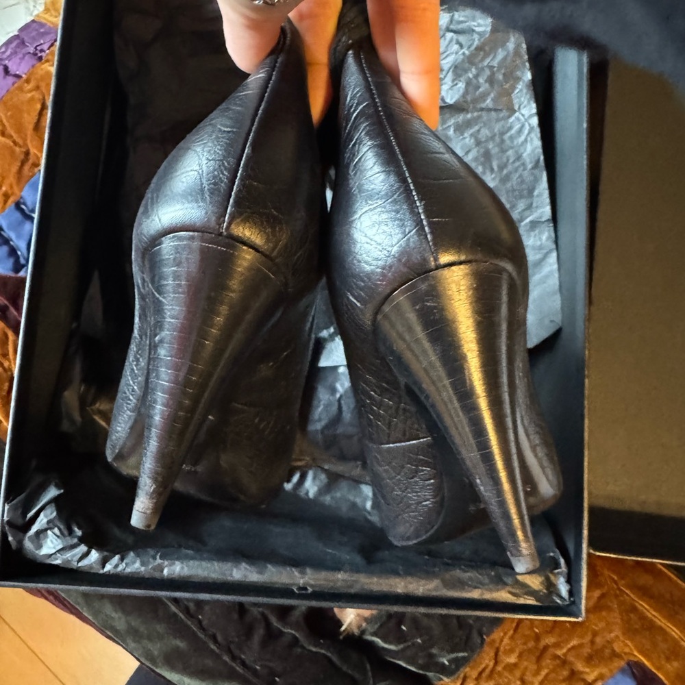 Rare Saint Laurent Croc Leather Black Ankle Booties - Picture 7 of 11